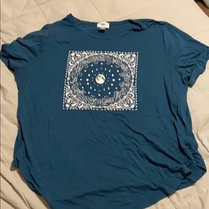 Old Navy moon tee.